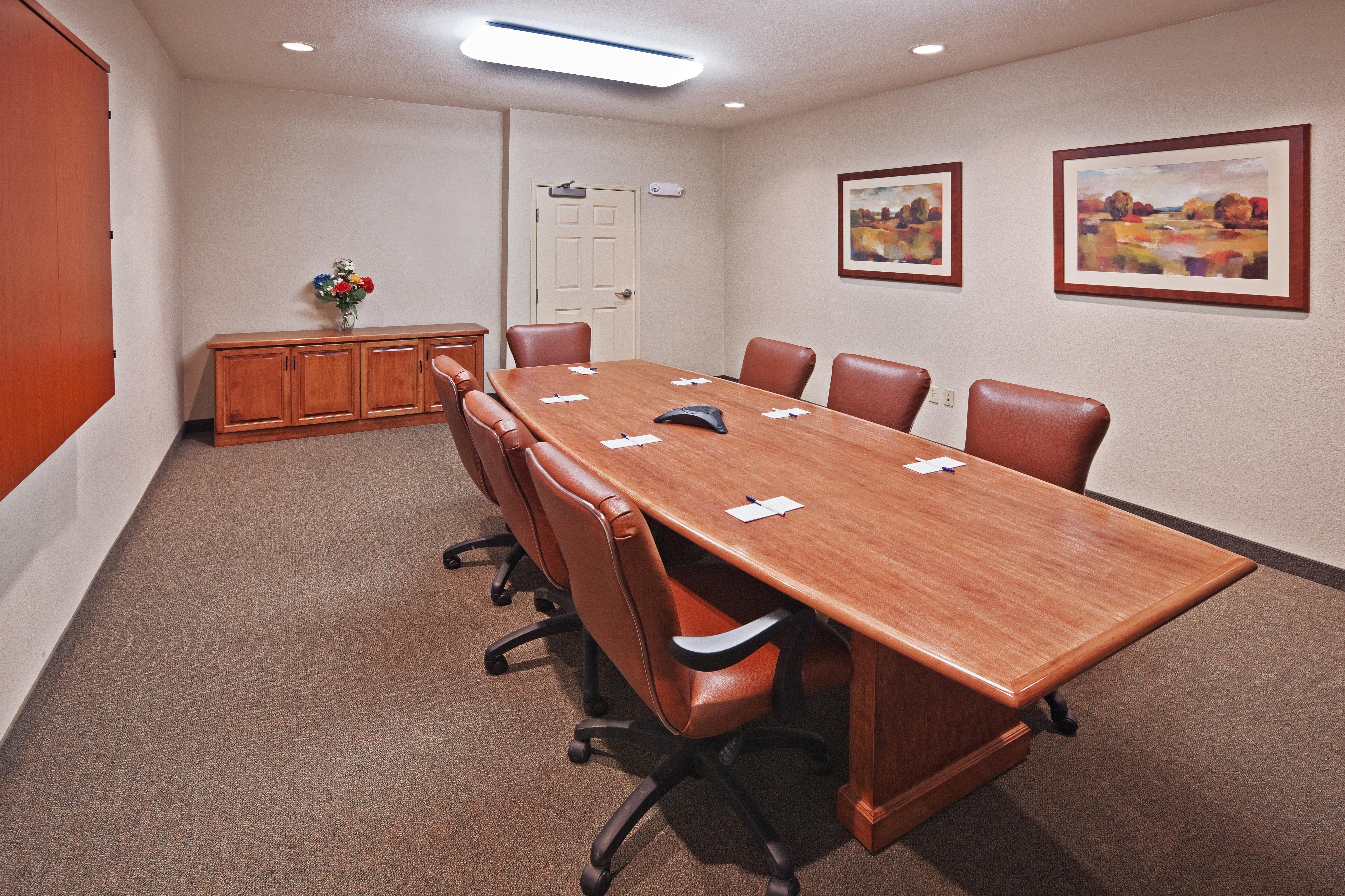 Candlewood Suites Owasso By Ihg Facilidades foto